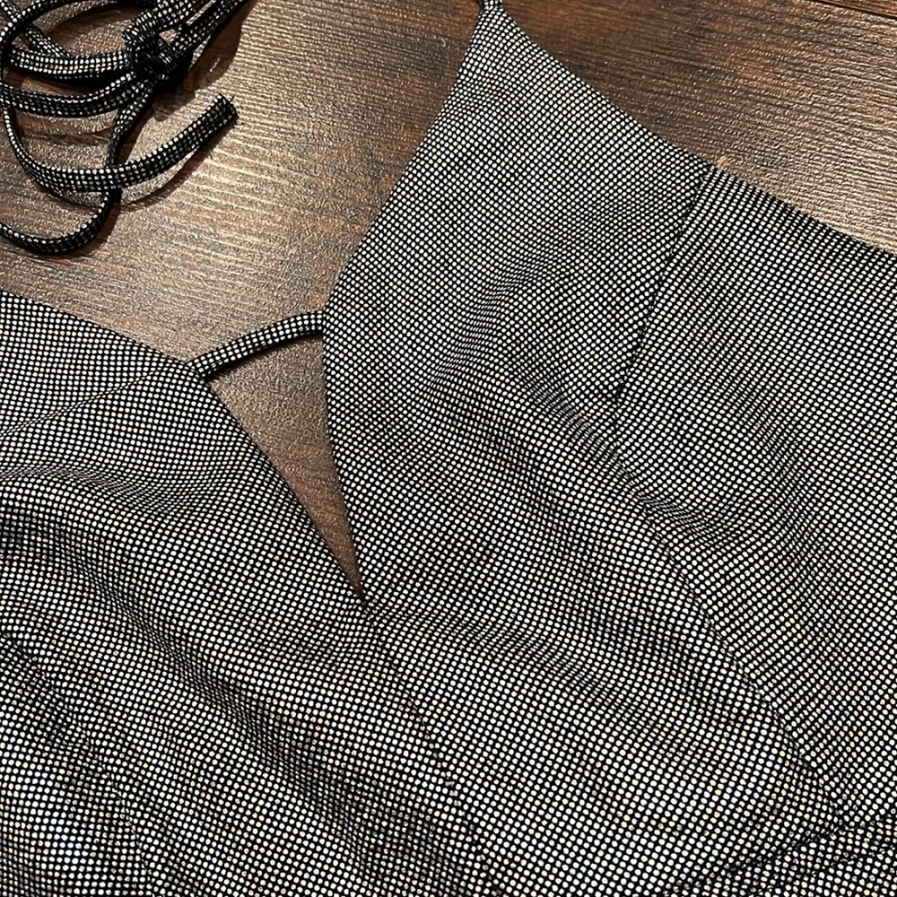 Express Silver Halter Top - Picture 2 of 4